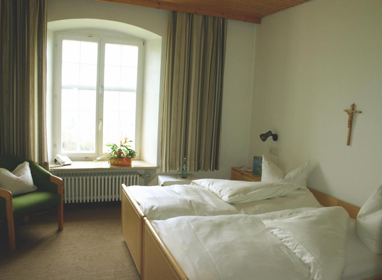 Tagungshaus Im Kloster Neresheim Hotell Exteriör bild