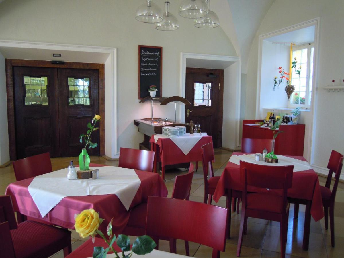 Tagungshaus Im Kloster Neresheim Hotell Exteriör bild
