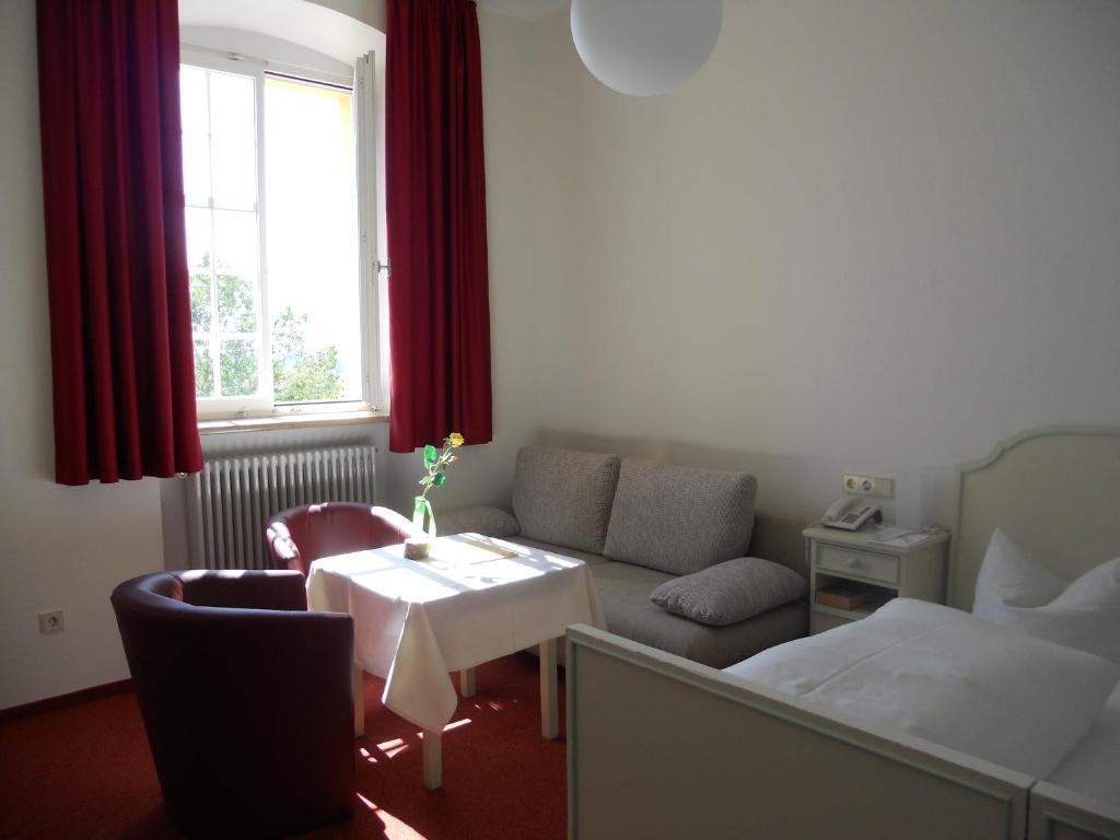 Tagungshaus Im Kloster Neresheim Hotell Rum bild