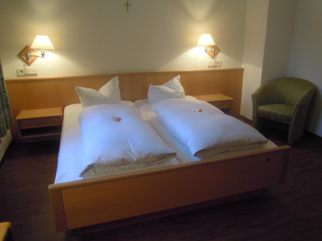 Tagungshaus Im Kloster Neresheim Hotell Exteriör bild