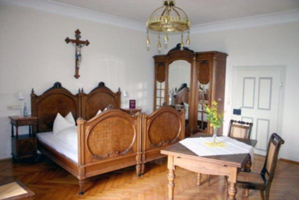 Tagungshaus Im Kloster Neresheim Hotell Exteriör bild